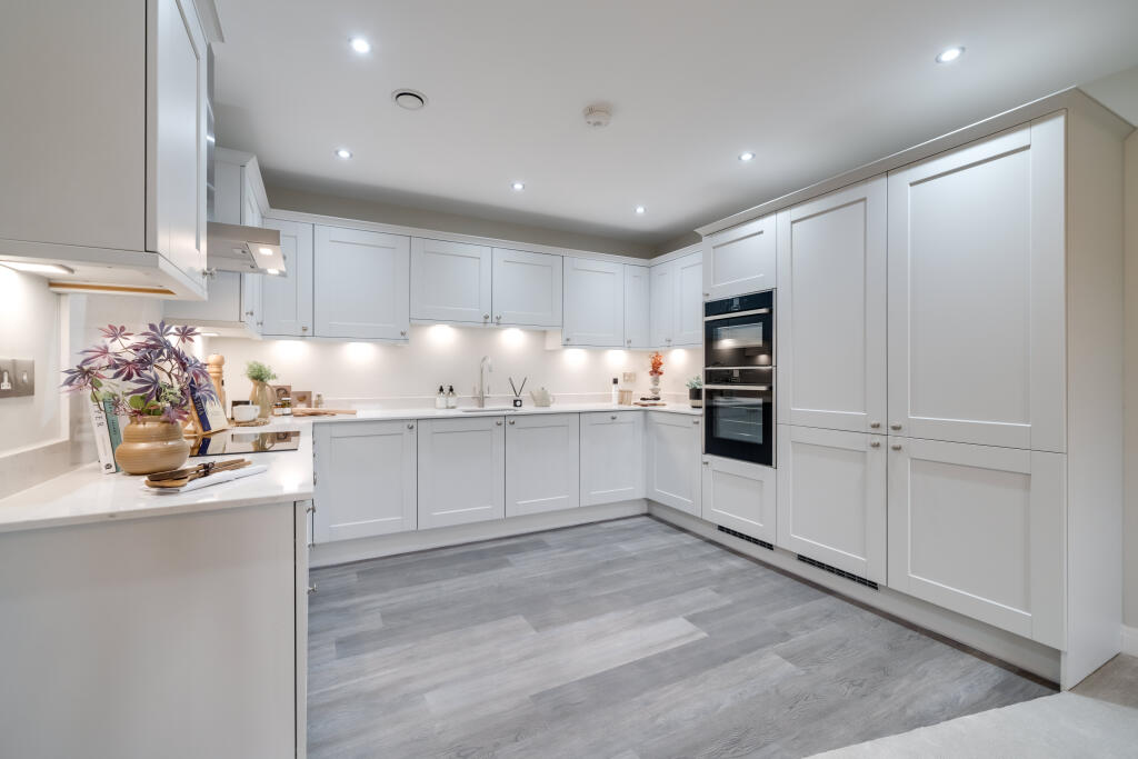 Additional property image - Julians Road,
Wimborne,
BH21 1EF