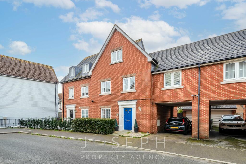 4 bedroom town house for sale in Meadow Crescent, Purdis Farm, IP3