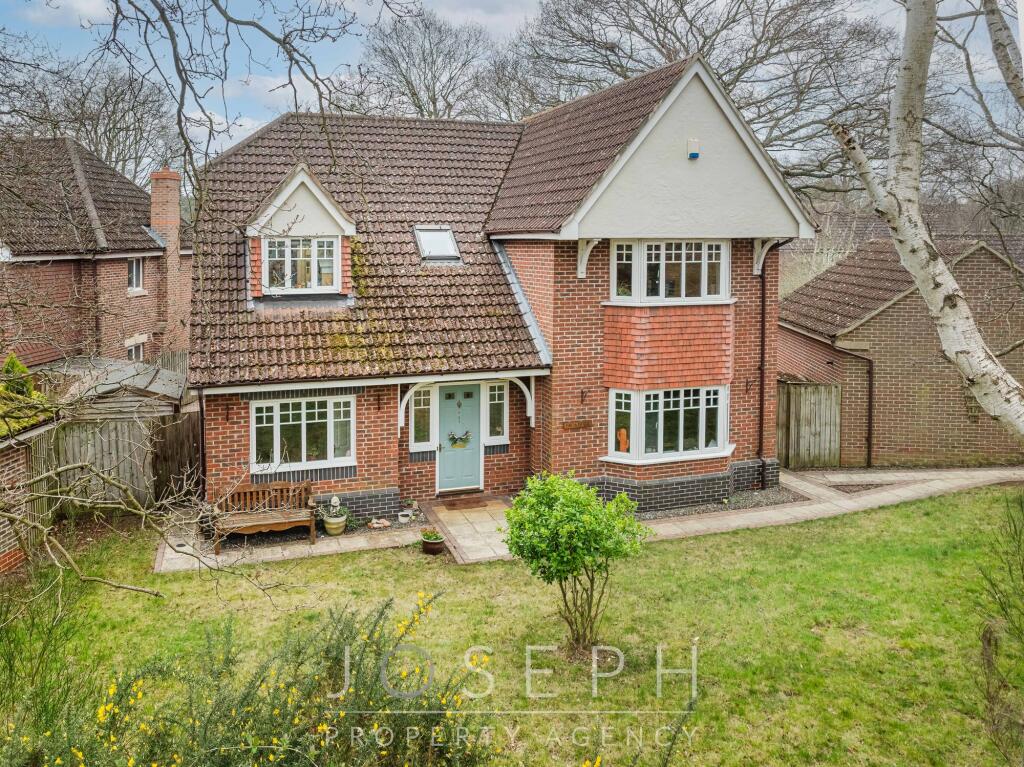 Main image of property: Mere Gardens, Rushmere St. Andrew, IP4