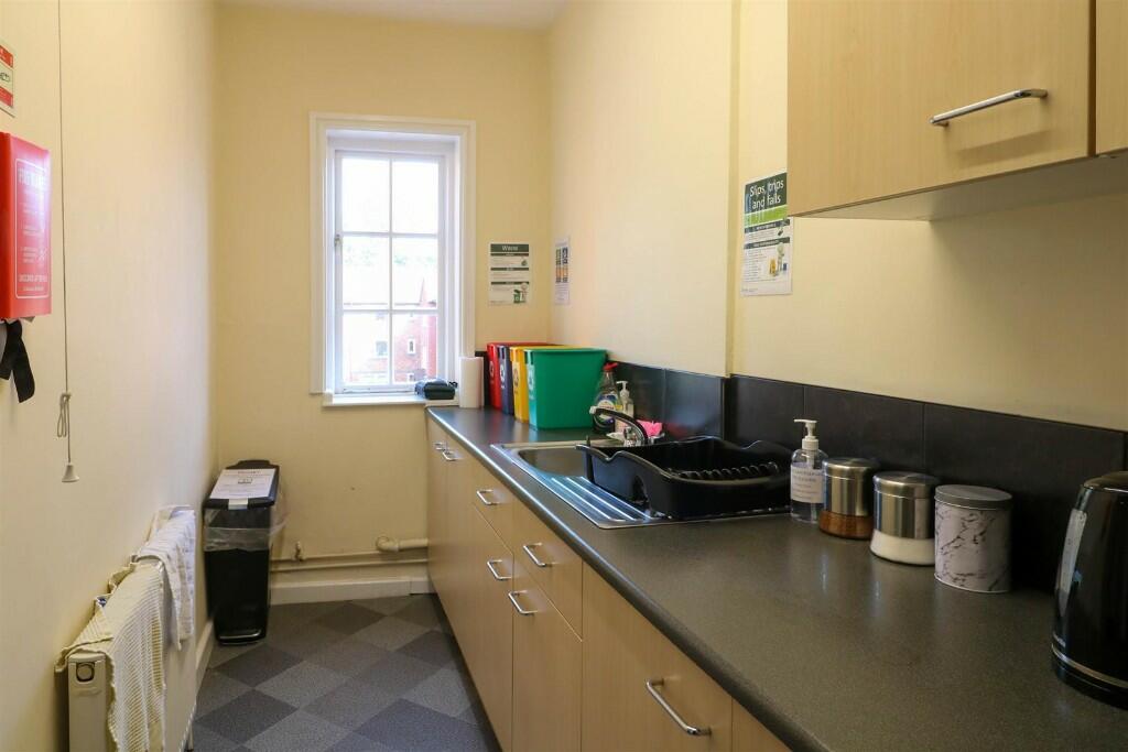 Additional property image - Coleshill Street, Sutton Coldfield, West Midlands, B72