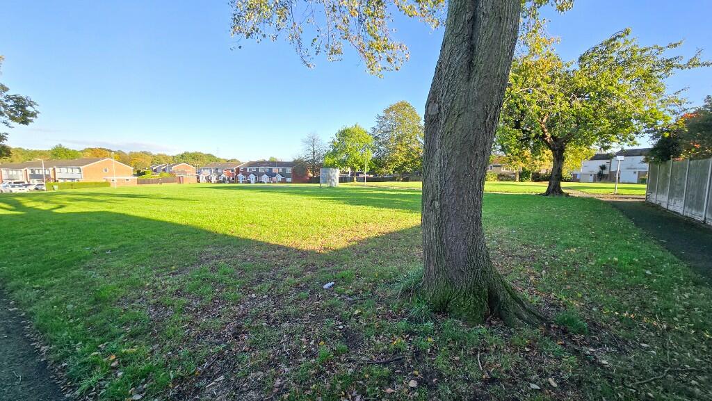 Additional property image - Birds Bush Road, Tamworth, Staffordshire, B77