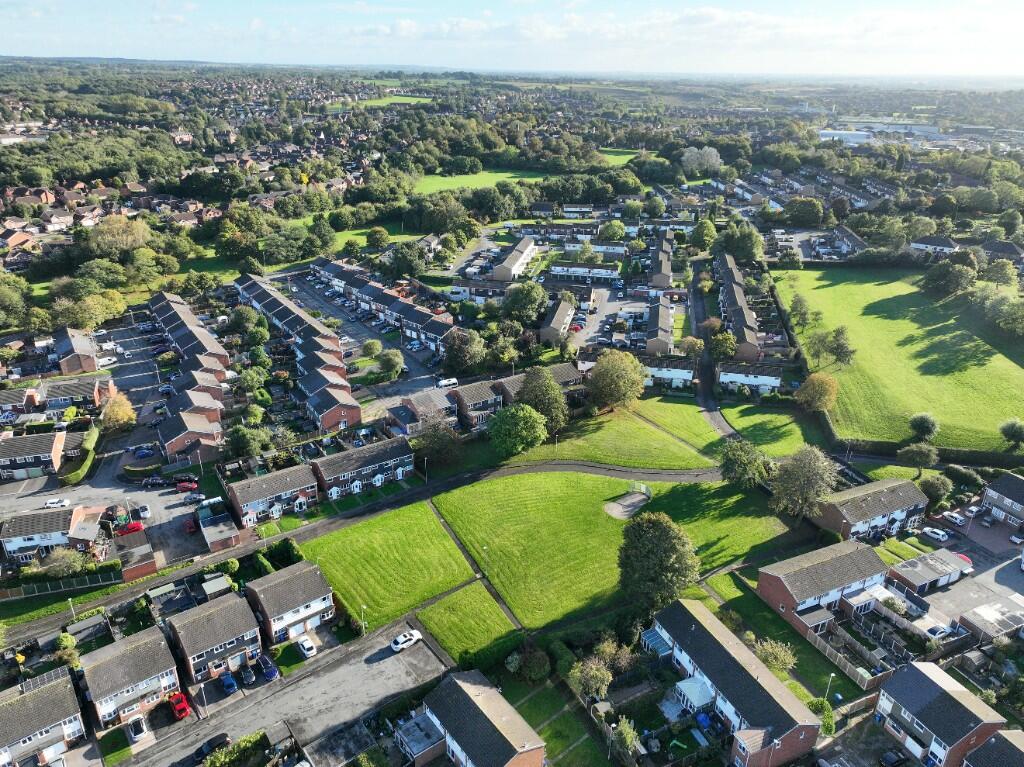 Additional property image - Birds Bush Road, Tamworth, Staffordshire, B77