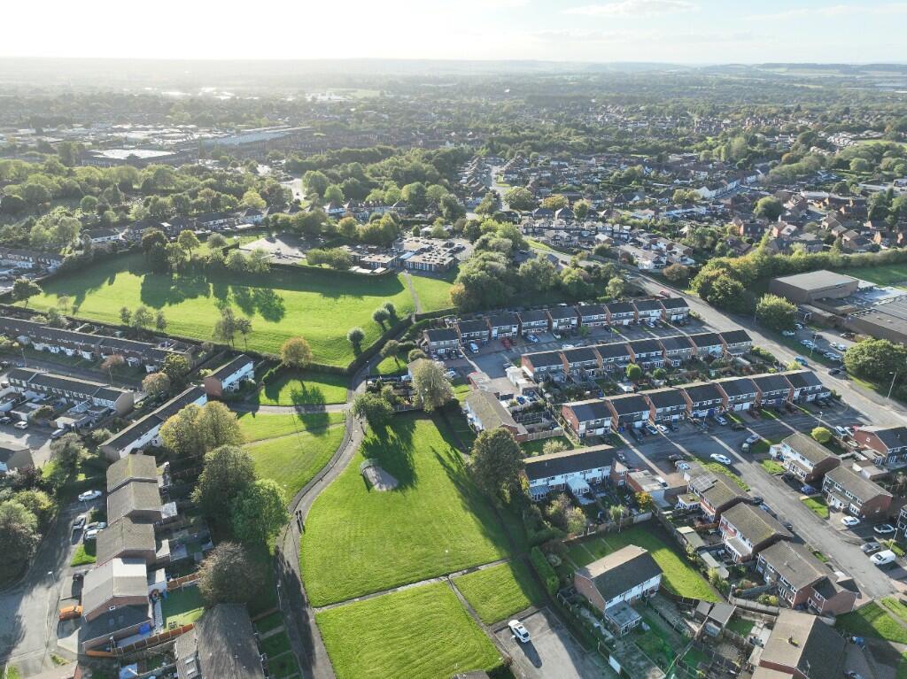 Additional property image - Birds Bush Road, Tamworth, Staffordshire, B77