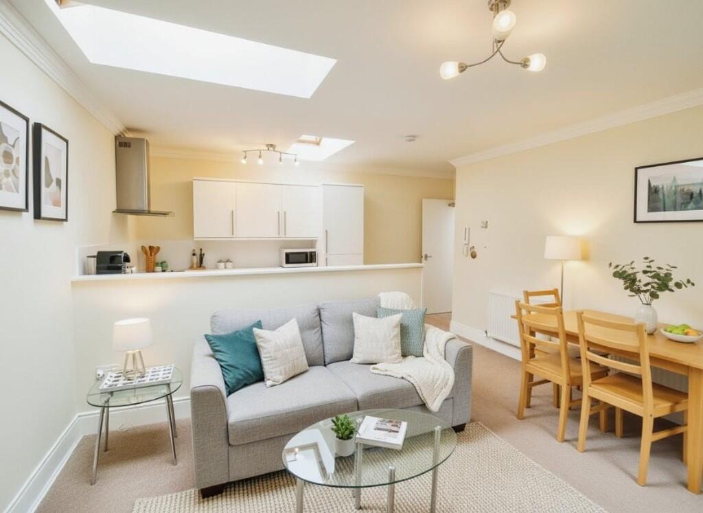 Main image of property: Flat 15, Daisy Bank Road, Manchester, Greater Manchester, M14