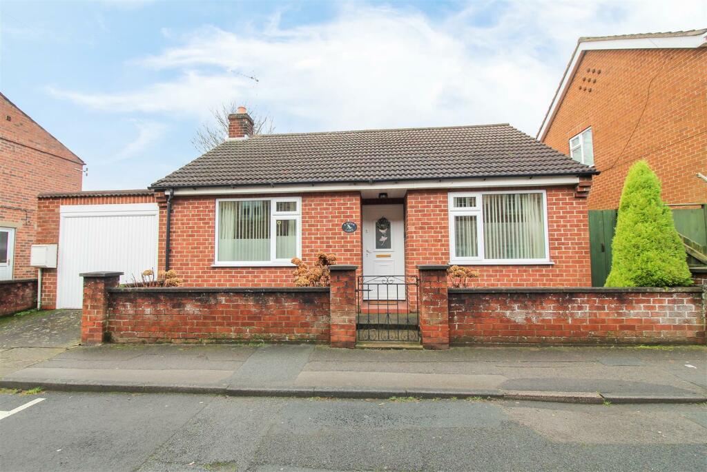 Main image of property: Piper Lane, Thirsk