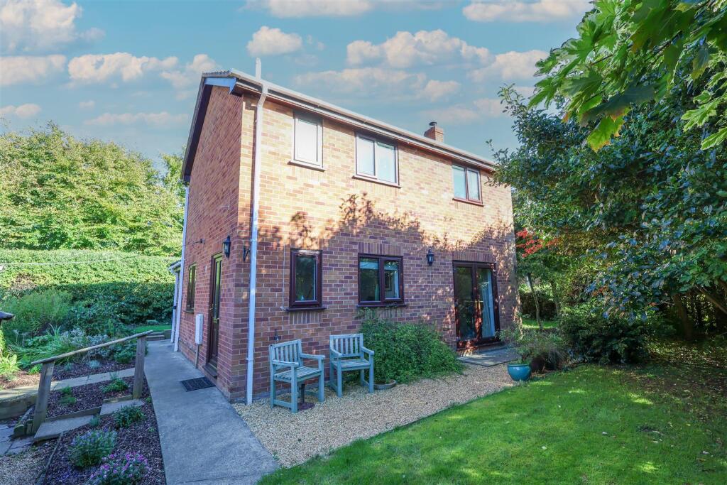 Main image of property: Whitelass Close, Thirsk