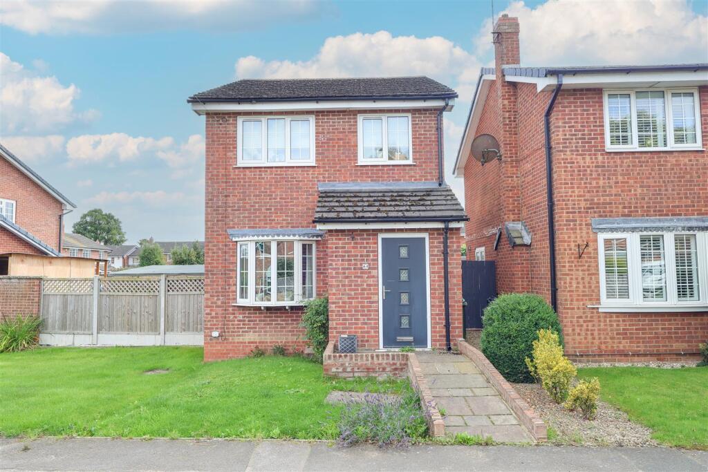 Main image of property: Manor Close, Topcliffe