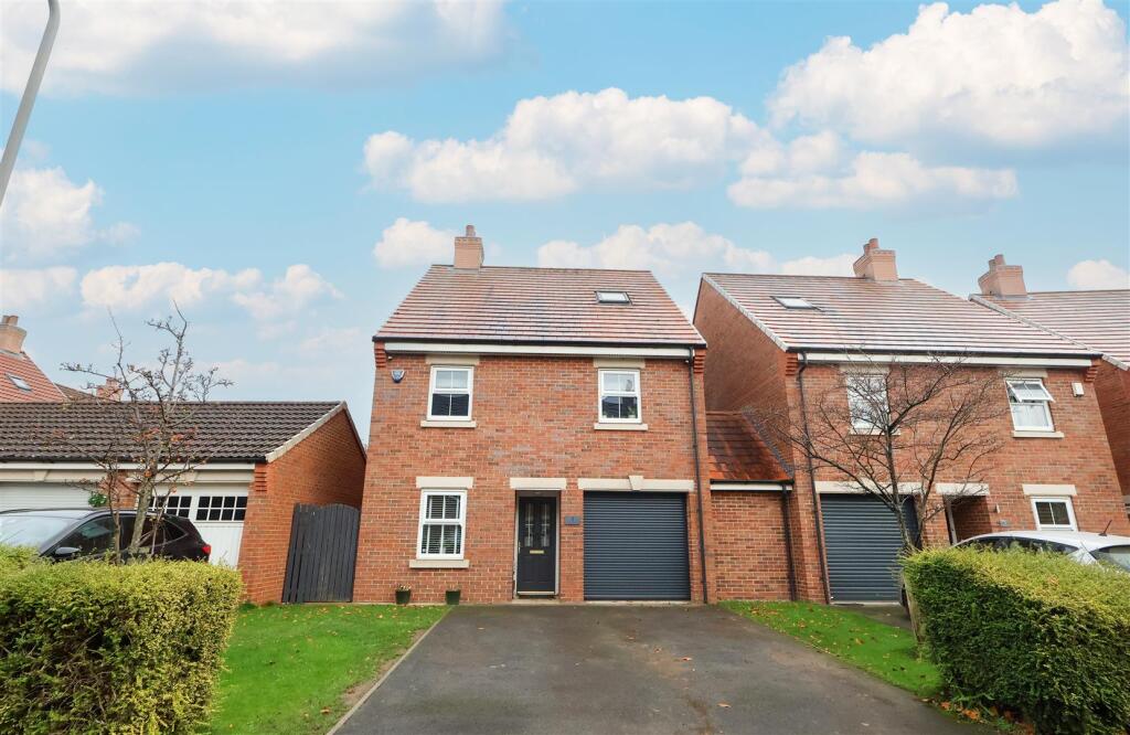 Main image of property: Robb Close, Thirsk