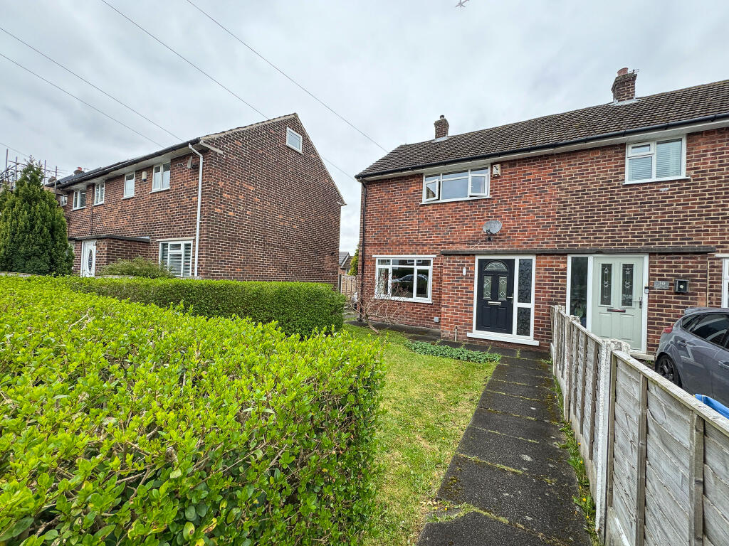 Main image of property: Lanegate, Hyde