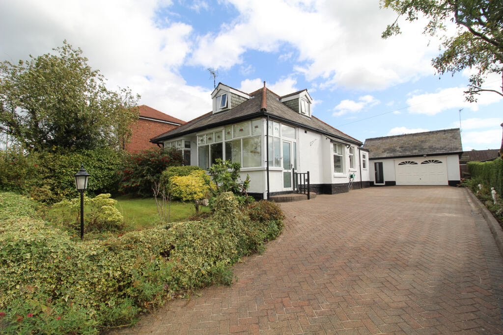 Main image of property: Victoria Street, Hyde