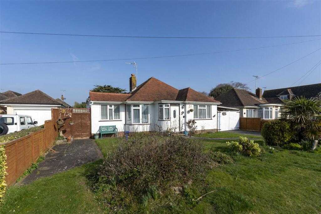 2 bedroom bungalow for sale in Tamarisk Way, Ferring, Worthing, West Sussex, BN12