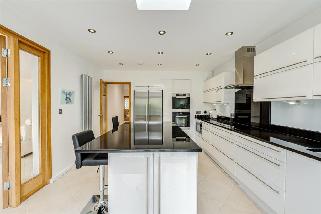 Additional property image - St. Malo Close, Ferring, Worthing, West Sussex, BN12
