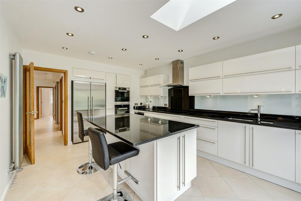 Additional property image - St. Malo Close, Ferring, Worthing, West Sussex, BN12