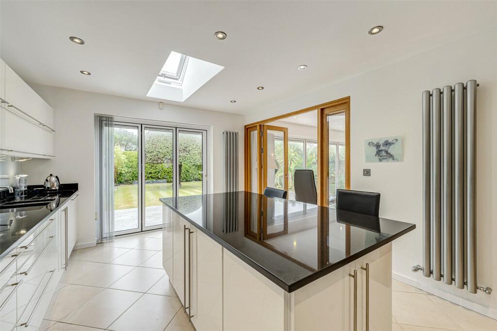 Additional property image - St. Malo Close, Ferring, Worthing, West Sussex, BN12