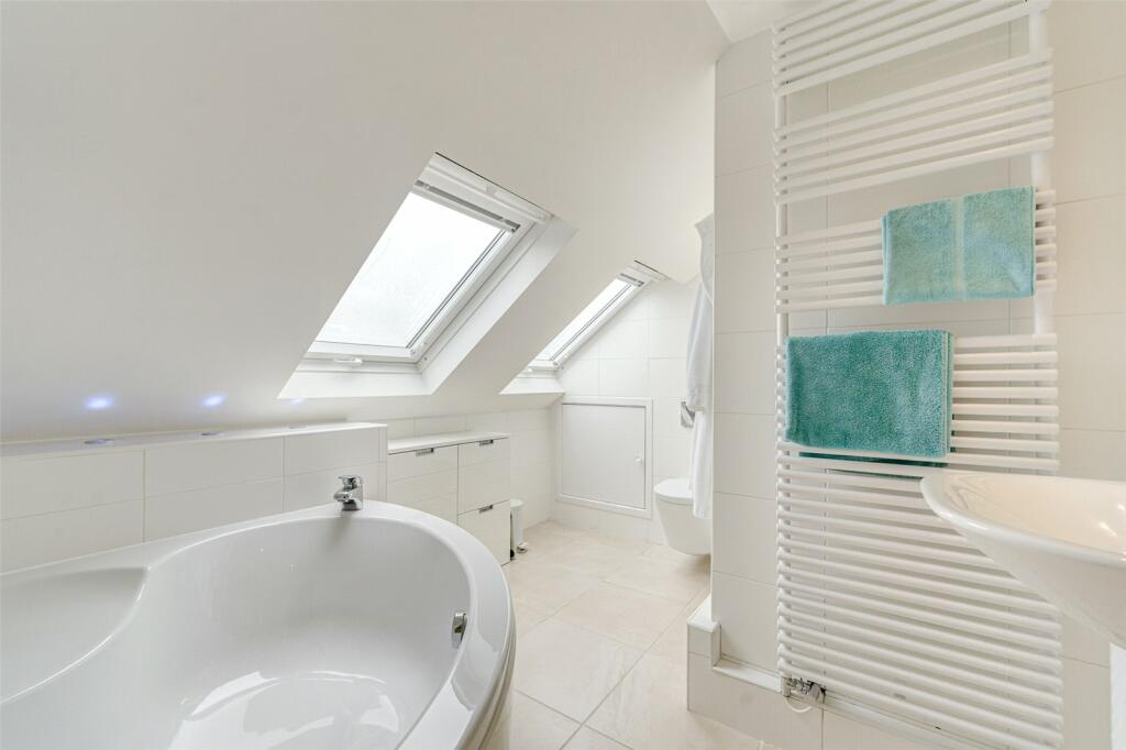 Additional property image - St. Malo Close, Ferring, Worthing, West Sussex, BN12