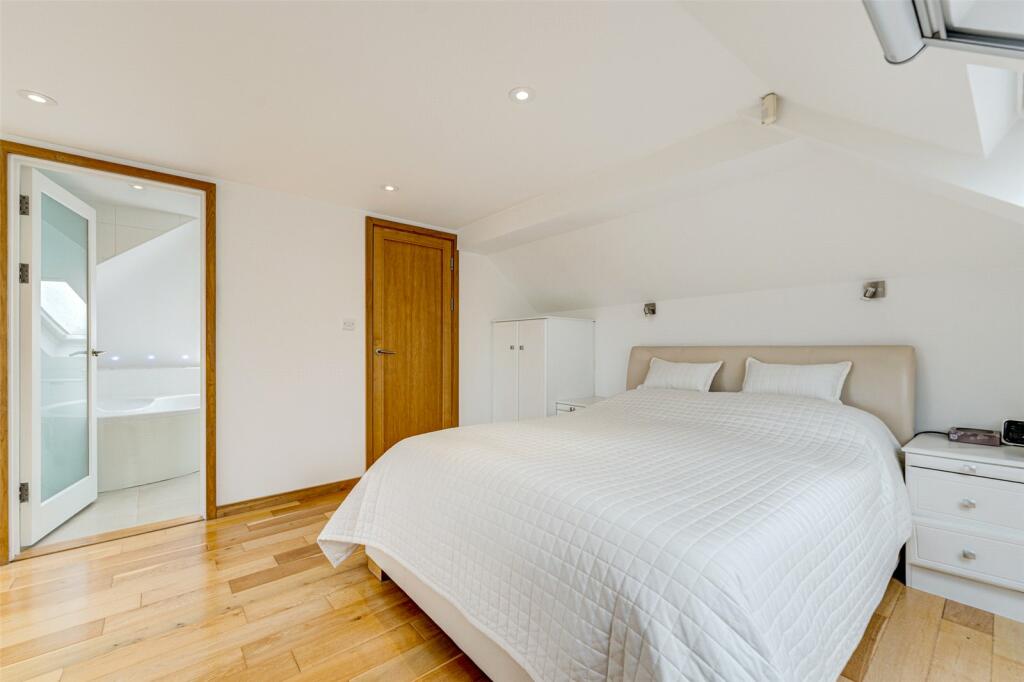 Additional property image - St. Malo Close, Ferring, Worthing, West Sussex, BN12