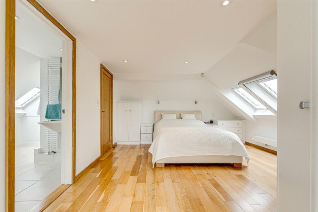 Additional property image - St. Malo Close, Ferring, Worthing, West Sussex, BN12