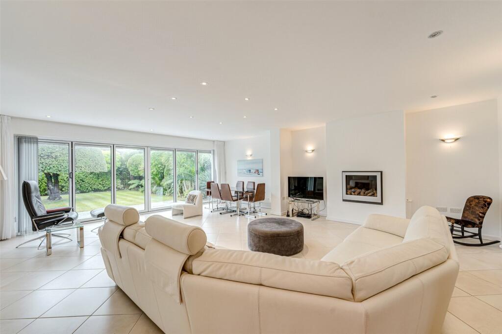 Additional property image - St. Malo Close, Ferring, Worthing, West Sussex, BN12