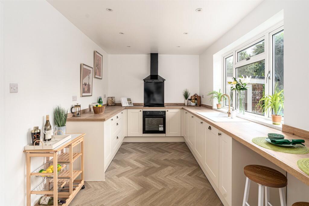 Additional image 3 of Sea Lane Gardens, Ferring, Worthing, West Sussex, BN12