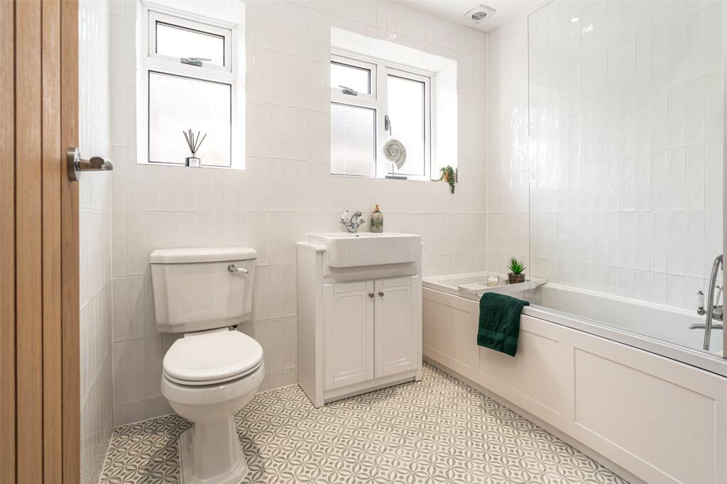 Additional image 10 of Sea Lane Gardens, Ferring, Worthing, West Sussex, BN12