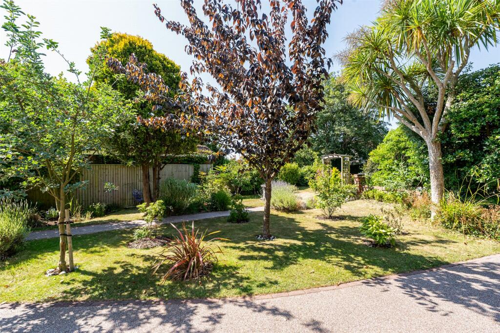 Additional image 11 of Upper West Drive, Ferring, Worthing, West Sussex, BN12