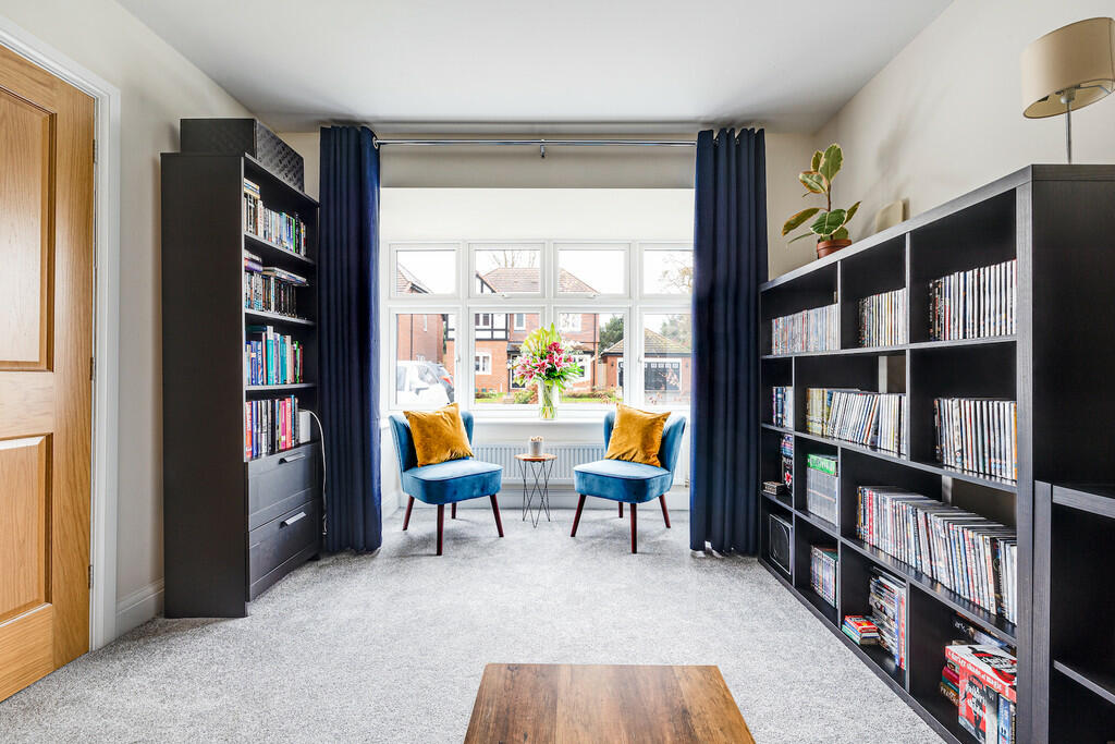 4 bedroom detached house for sale in Hudson Close, Chester, CH2