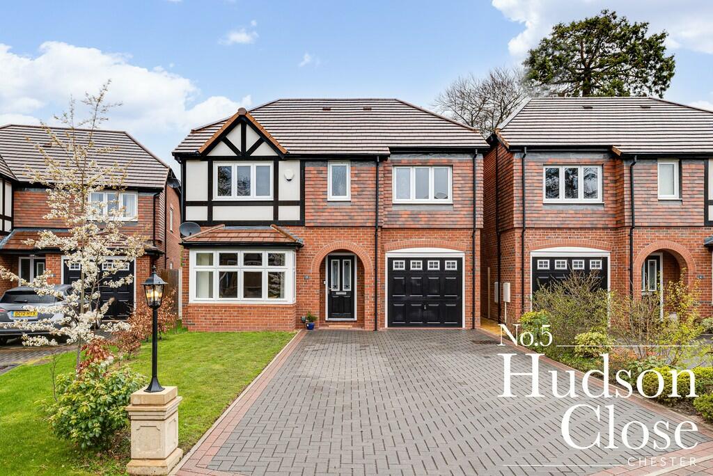 4 bedroom detached house for sale in Hudson Close, Chester, CH2