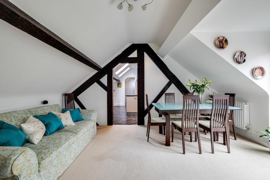 Additional property image - Gilwern Close, Gilwern House Gilwern Close, CH1