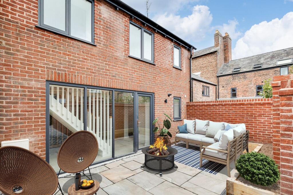 Additional property image - Blaggs Court, High Street, CW6
