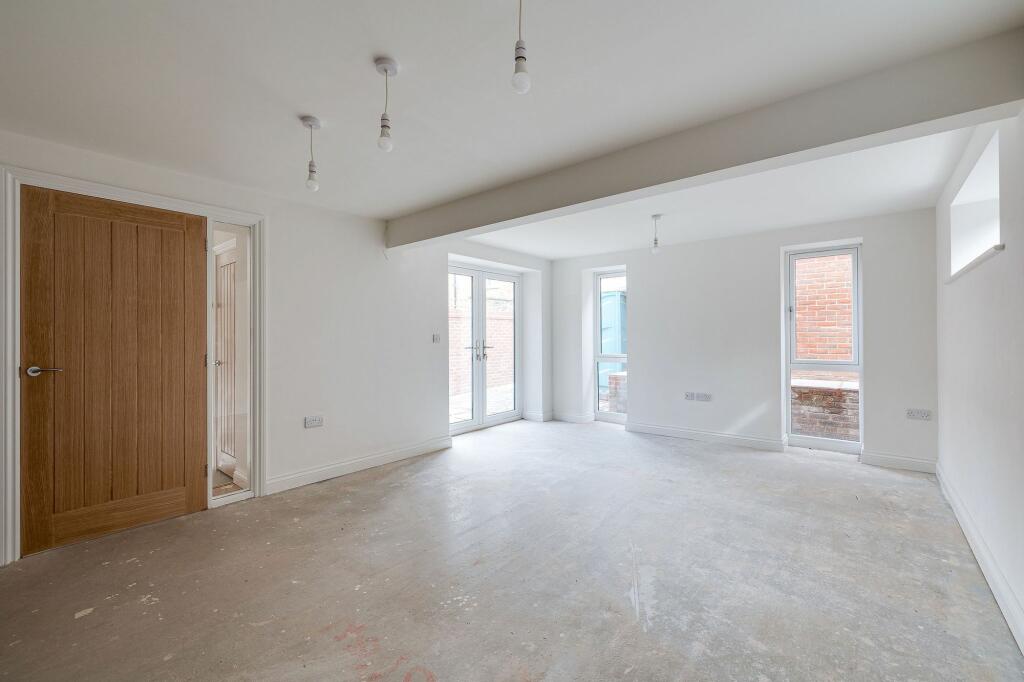 Additional property image - Blaggs Court, High Street, CW6