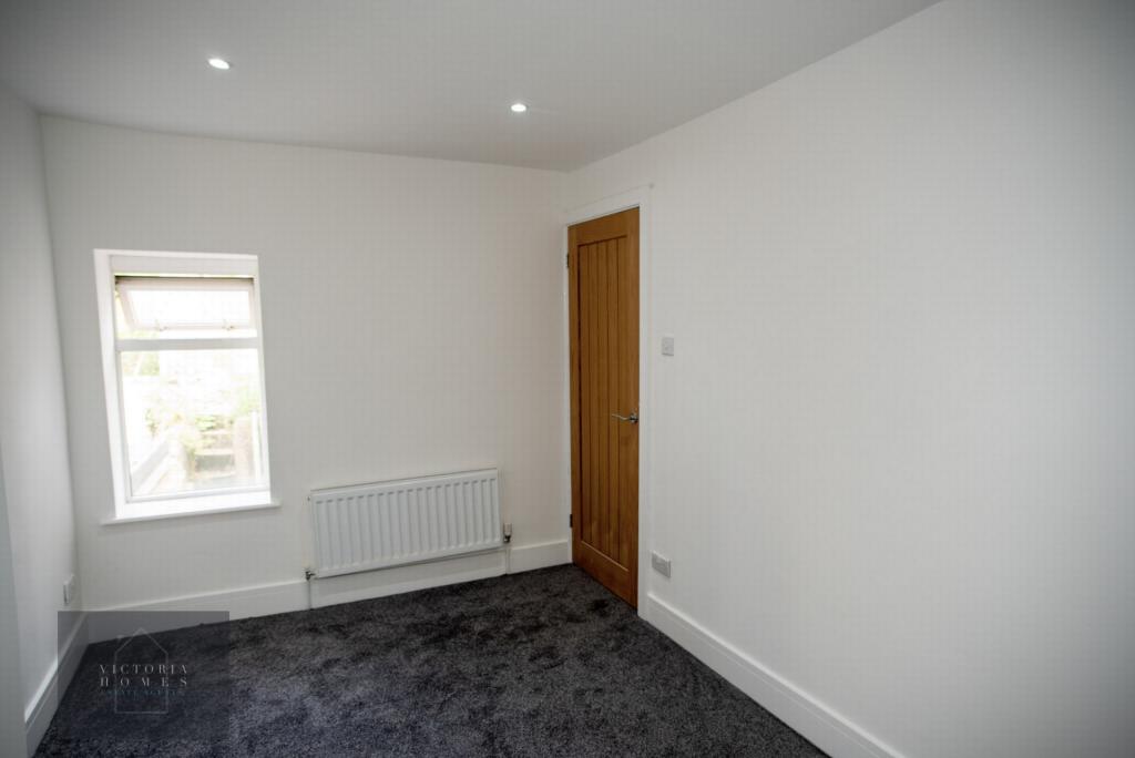 3 bedroom terraced house for sale in Kimberley Terrace, NP22