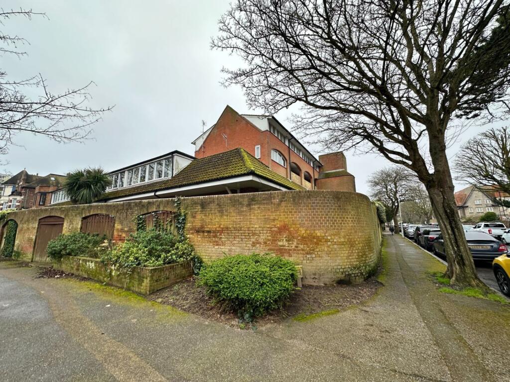 Main image of property: Grimston Gardens, Folkestone