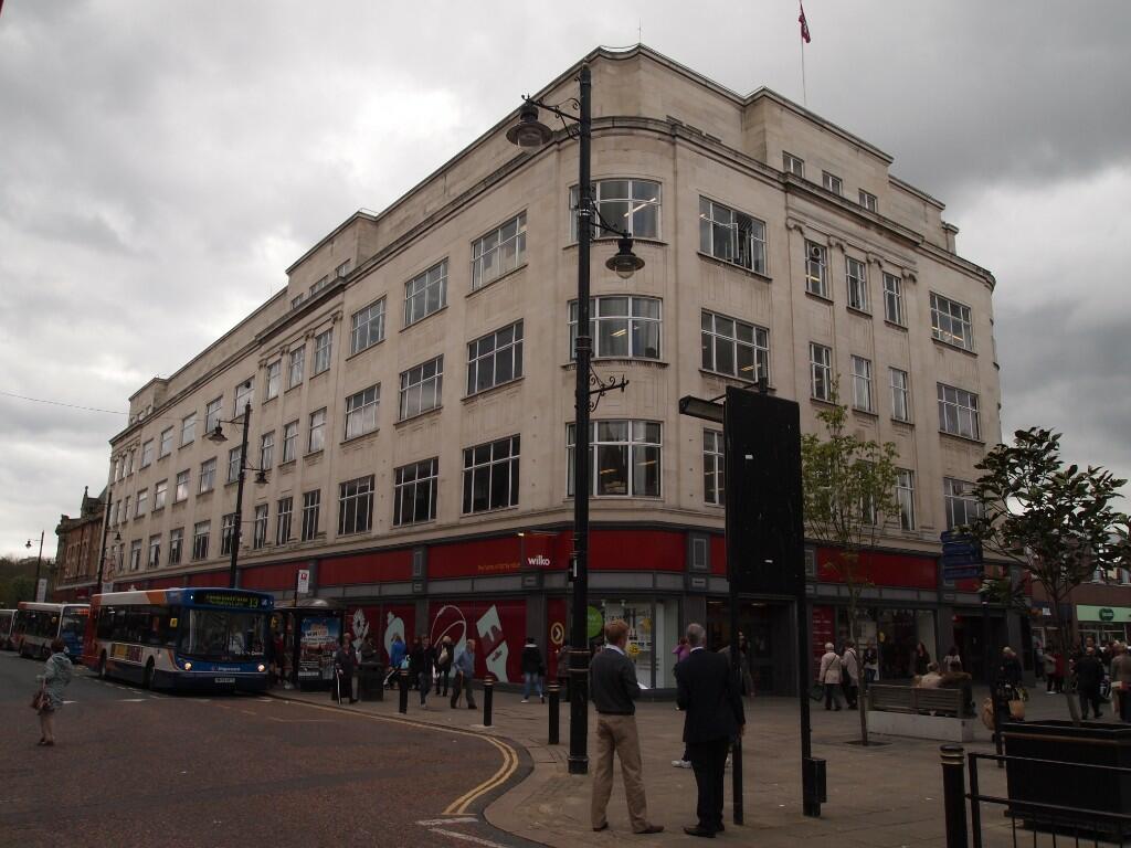 High street retail property to lease in 3342 Fawcett Street