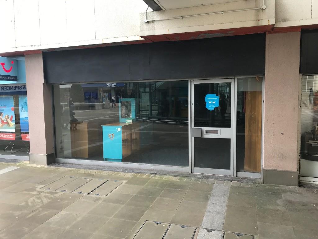 Retail property shopping centre to lease in 48 King William Street