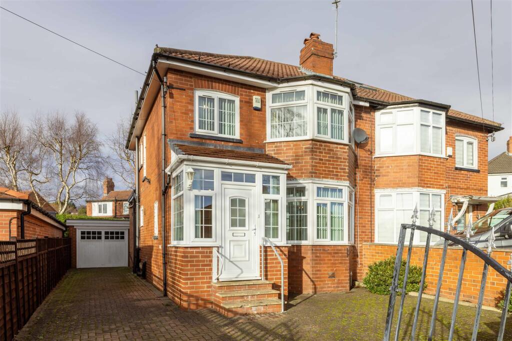 Main image of property: The Avenue, Alwoodley, Leeds