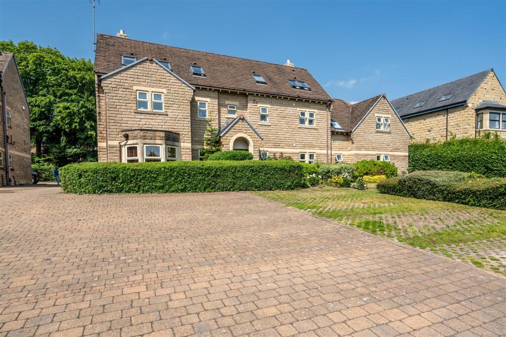 Main image of property: Dunstarn Drive, Adel, Leeds