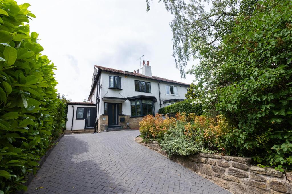 Main image of property: West Park Drive East, Leeds