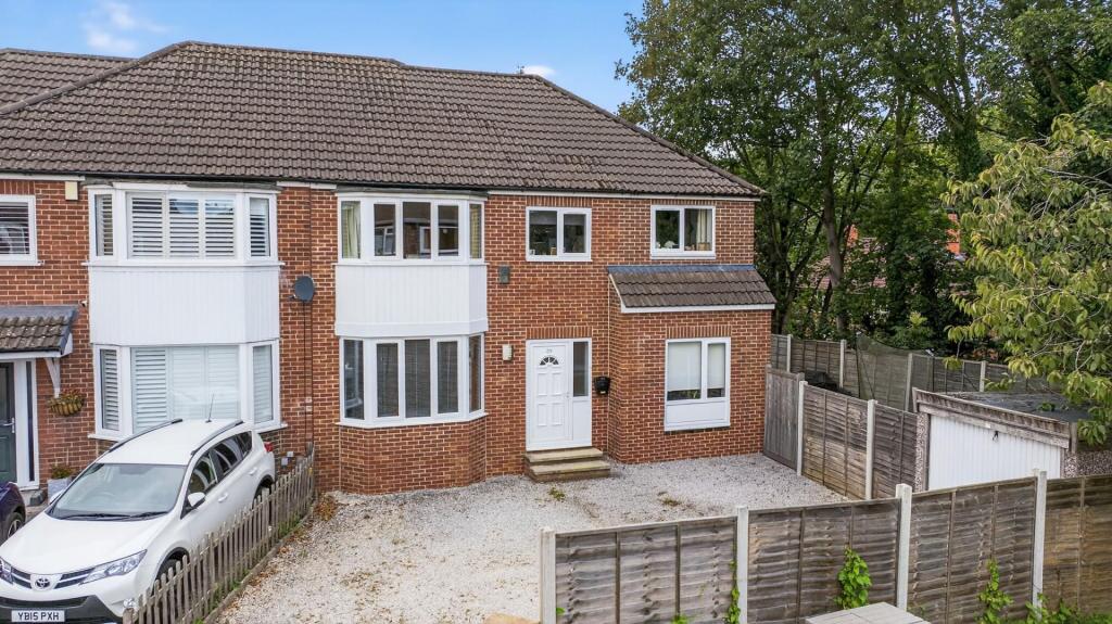Main image of property: Gledhow Grange View, Roundhay