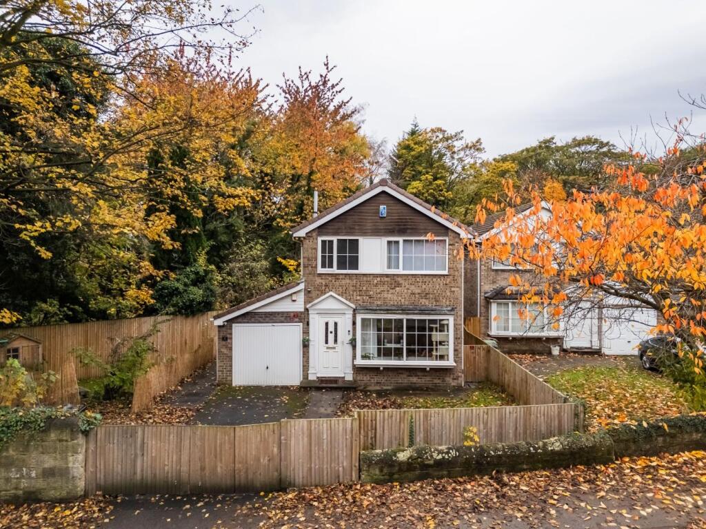 Main image of property: Asket Hill, Roundhay