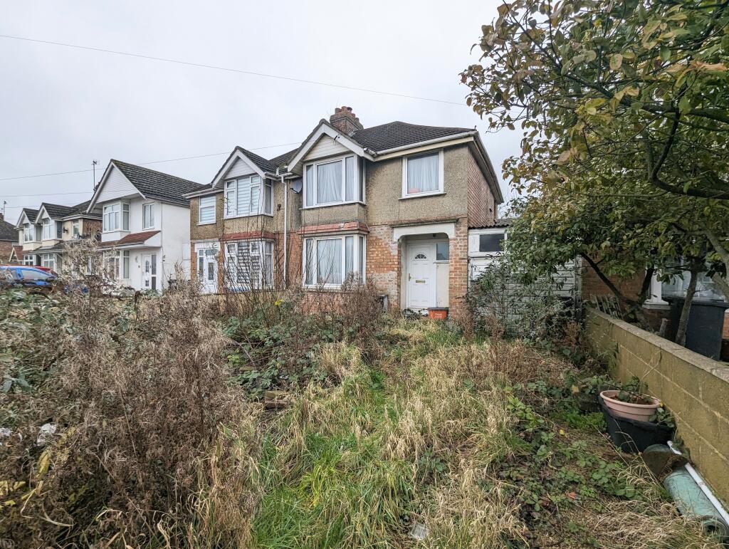 3 bedroom semi-detached house for sale in 44 Stratton Road, Swindon, Wiltshire SN1 2PR, SN1