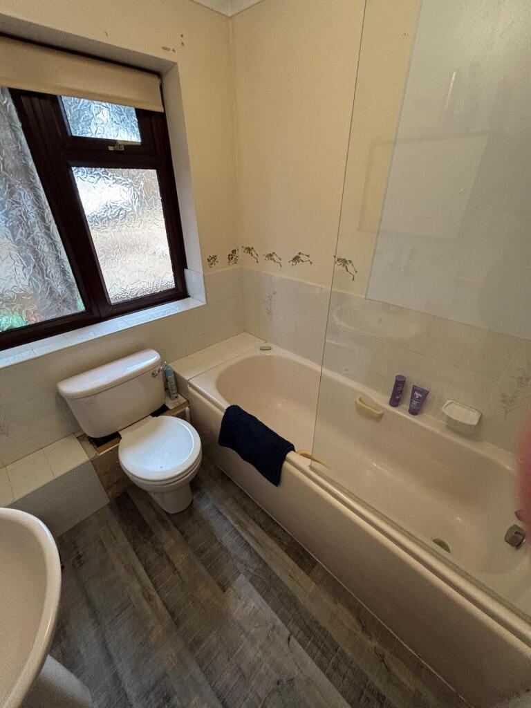 Additional property image - Nil-Des, Ashley Lane, New Milton BH25 5AQ