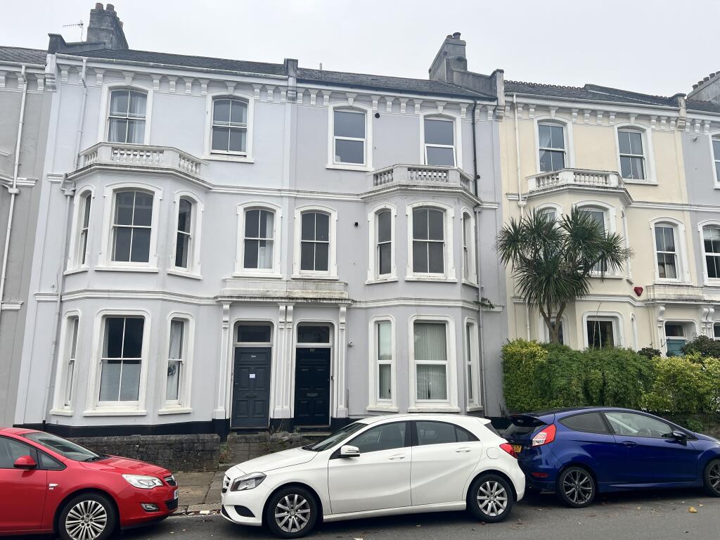 Main image of property: Flat 3, 207 Stuart Road, Plymouth, Devon PL1 5LQ