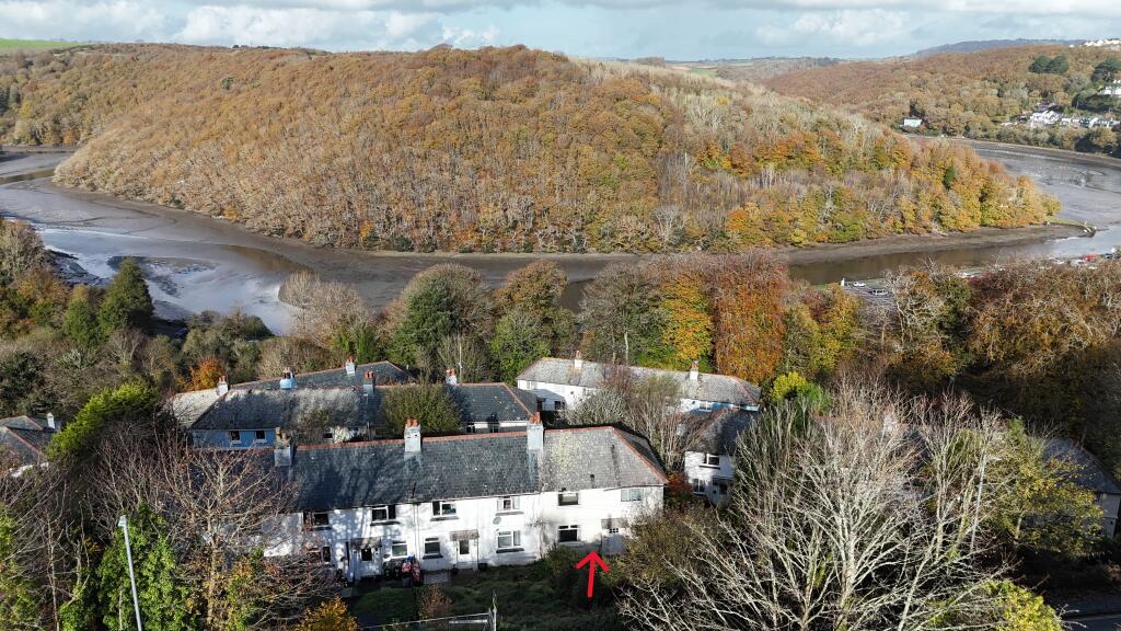 Main image of property: 5 Woodlands View, Looe, Cornwall PL13 2AN