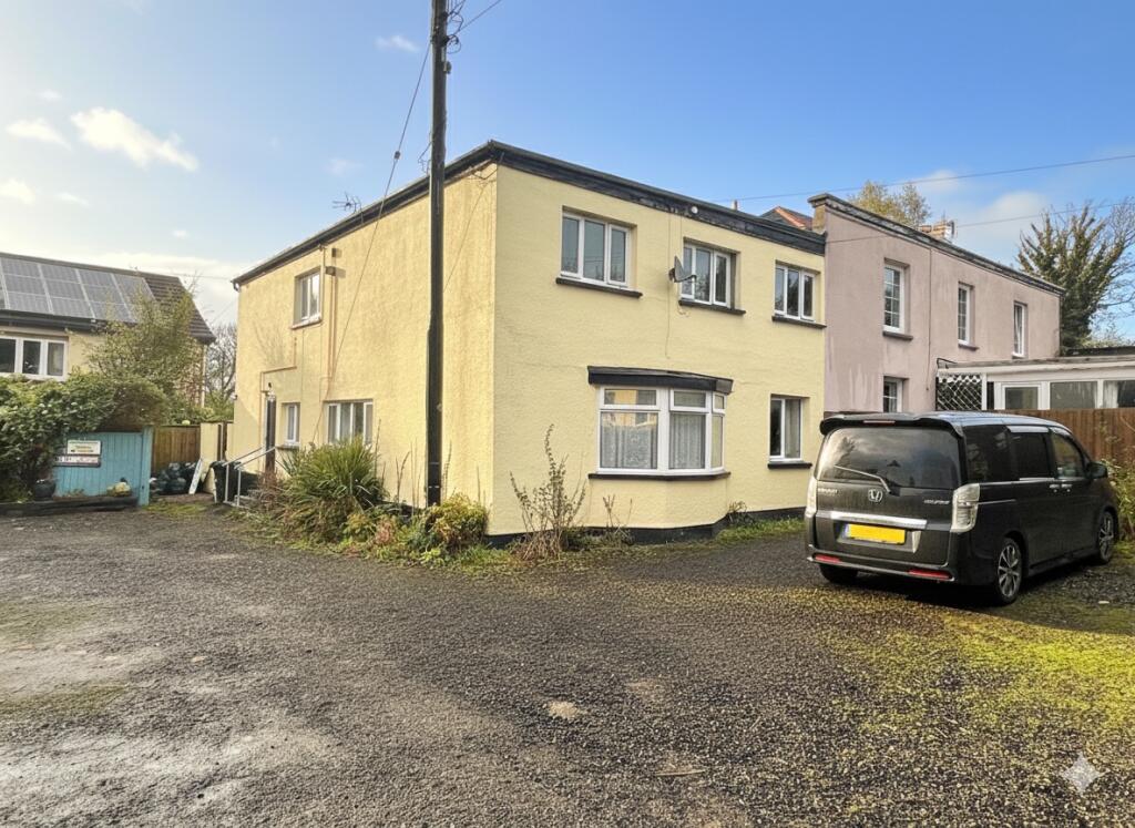 Main image of property: 1 Burwood, Bow, Crediton EX17 6EN