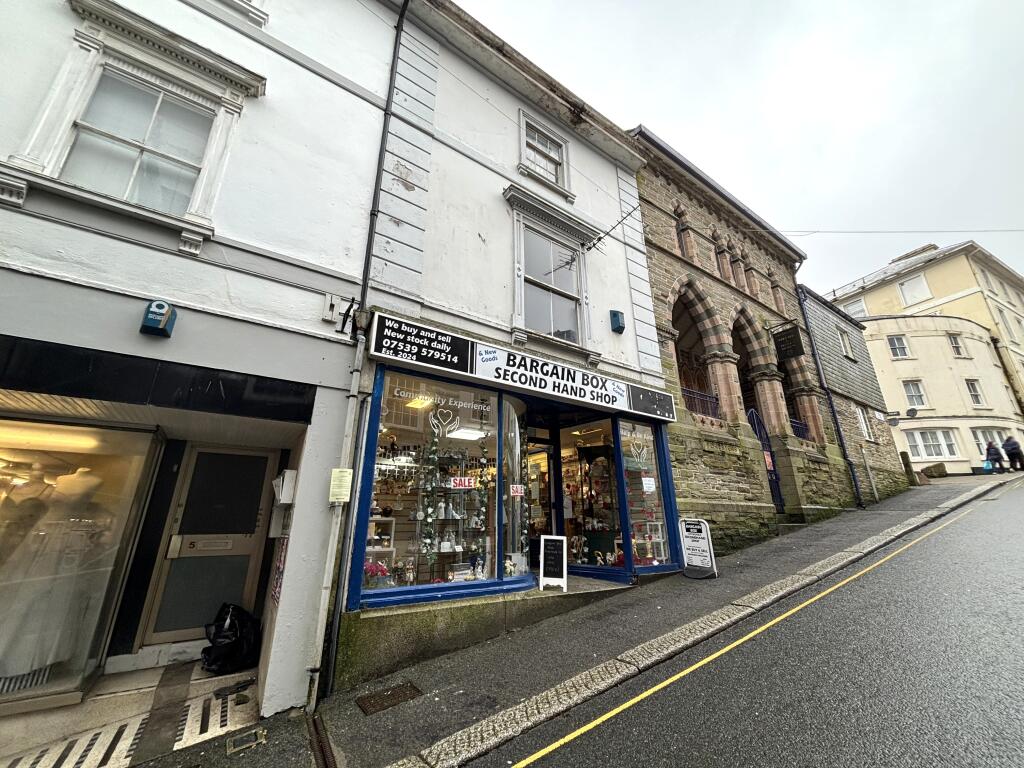 Main image of property: 3 Pike Street, Liskeard, Cornwall PL14 3JE