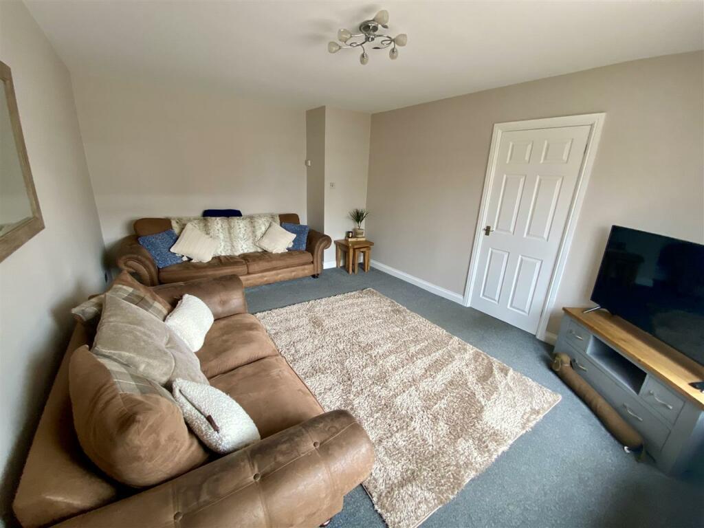 Additional property image - Roseway, Stoke Golding, Nuneaton