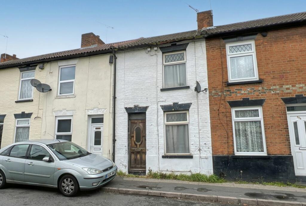 Main image of property: 202 Bramford Lane, Ipswich, Suffolk, IP1 4DR