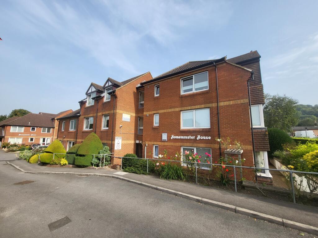 1 bedroom flat for sale in Station Road, Warminster, BA12