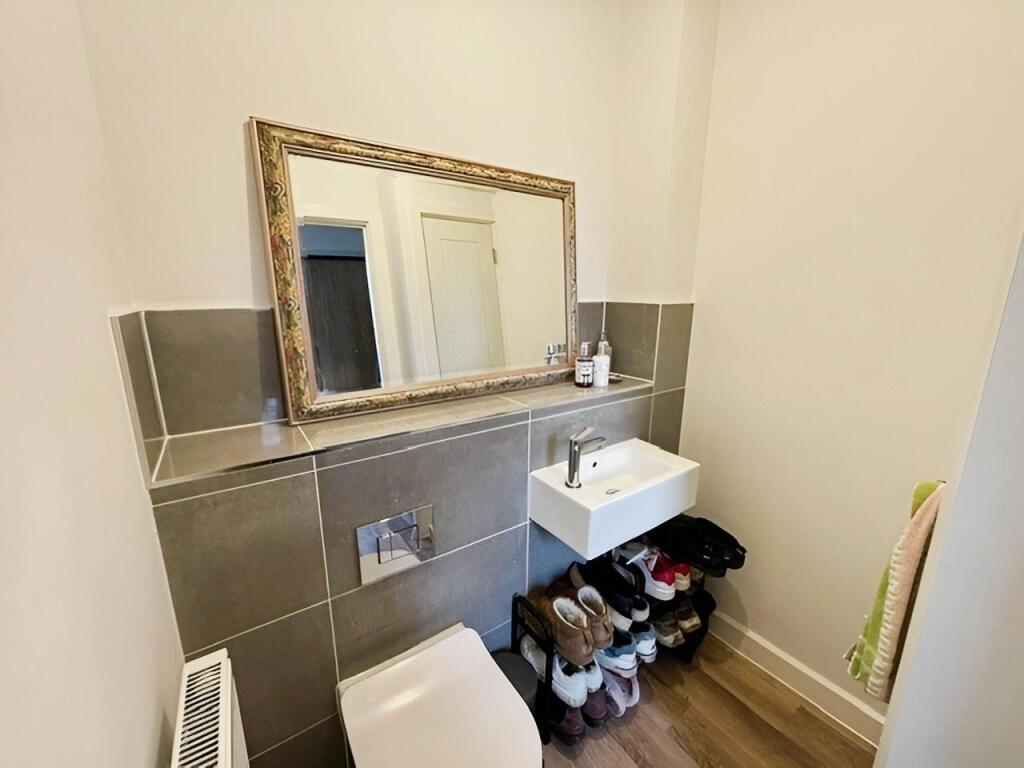 Additional property image - Callaway Gardens, Westbury, BA13