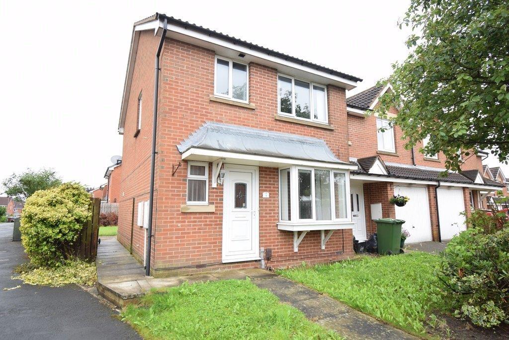 Main image of property: Holly Mede, Ossett, WF5 9TB